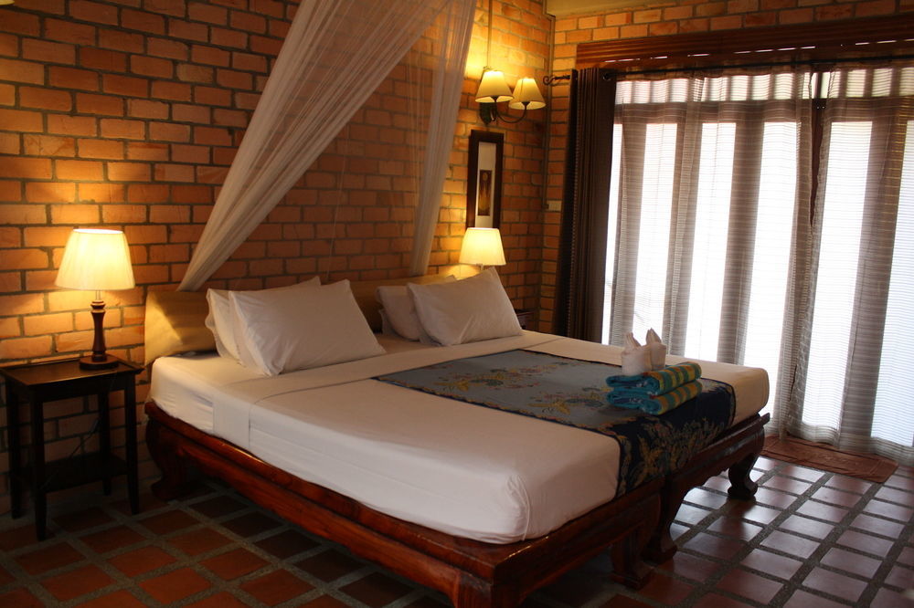 Sea Pines & Liberg Hotel Nai Yang Beach Екстериор снимка